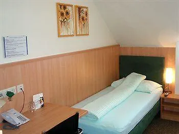 Pension Kasper Vienna 3*,